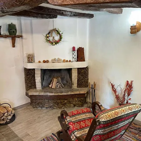 Holiday home сънтовец - на брега на язовир цонево Asparukhovo (Dalgopol)